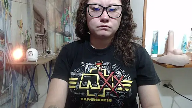 Snapshot of greeneyes_nurse chatting on 02-25-26, 02:16 greeneyes nurse online show from 02-25-26, 02:16