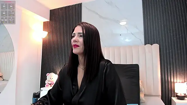 Samantha Claus online show from 11-21-25, 03:49