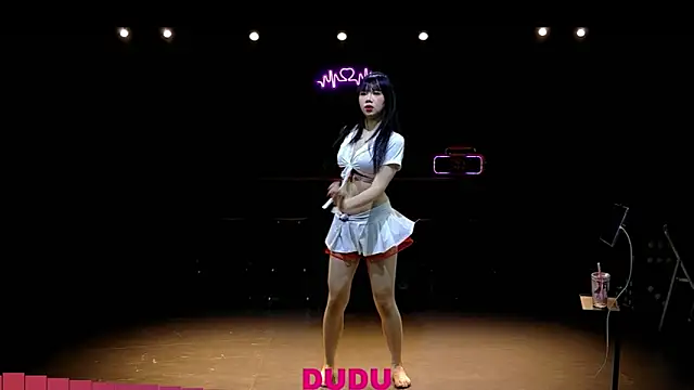 Snapshot of yznt-dudu chatting on 09-12-25, 11:10 yznt-dudu online show from 09-12-25, 11:10