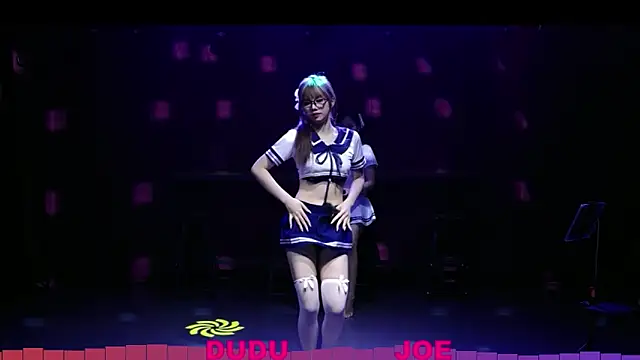 Snapshot of yznt-dudu chatting on 10-18-25, 04:48 yznt-dudu online show from 10-18-25, 04:48