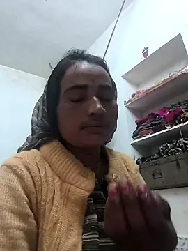 Snapshot of Hot_raaani chatting on 02-01-26, 12:31 Hot raaani online show from 02-01-26, 12:31