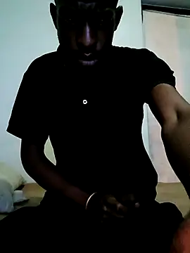 Snapshot of Fizozoo chatting on 09-26-25, 05:39 Fizozoo online show from 09-26-25, 05:39