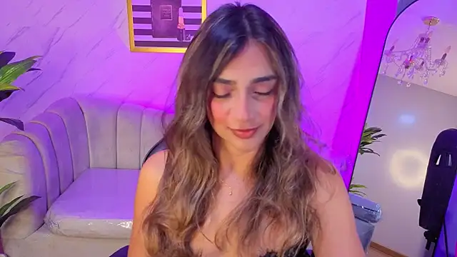Snapshot of agatha_brooks_t chatting on 06-16-26, 12:41 agatha brooks t online show from 06-16-26, 12:41