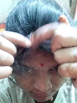 Snapshot of Hot_mirchjii chatting on 11-04-25, 01:38 Hot mirchjii online show from 11-04-25, 01:38