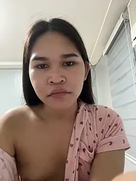 Snapshot of AlianaBlair chatting on 11-08-25, 11:47 AlianaBlair online show from 11-08-25, 11:47