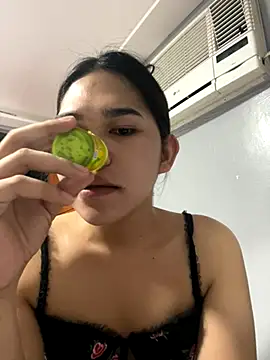 Snapshot of AlianaBlair chatting on 11-09-25, 01:53 AlianaBlair online show from 11-09-25, 01:53