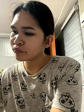 Snapshot of AlianaBlair chatting on 11-28-25, 01:30 AlianaBlair online show from 11-28-25, 01:30