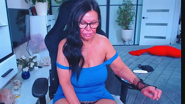 Snapshot of Anna_Blare chatting on 09-16-25, 09:32 Anna Blare online show from 09-16-25, 09:32