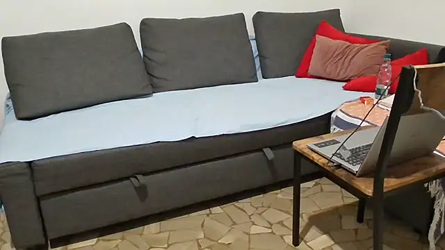 Snapshot of Lana90xxx chatting on 10-23-25, 09:02 Lana90xxx online show from 10-23-25, 09:02