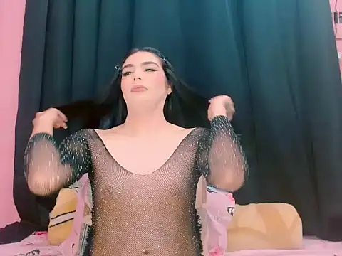 Snapshot of _crystal23_ chatting on 11-15-25, 03:59 crystal23 online show from 11-15-25, 03:59