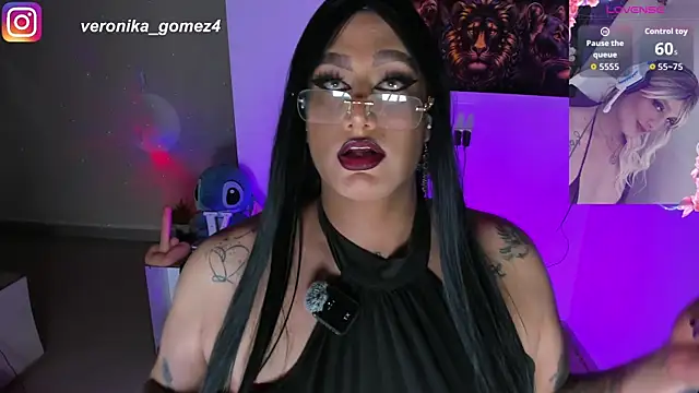 Sweetveronik 44 online show from 04-11-26, 06:07