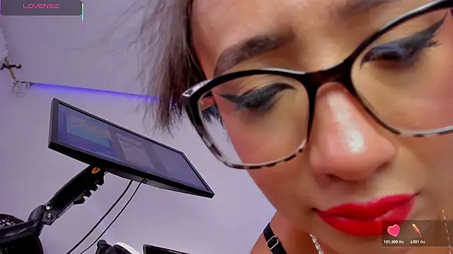 eva rain  online show from 02-26-26, 08:08