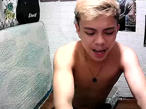 Snapshot of Pinoy_slutcummer69 chatting on 11-20-25, 08:58 Pinoy slutcummer69 online show from 11-20-25, 08:58