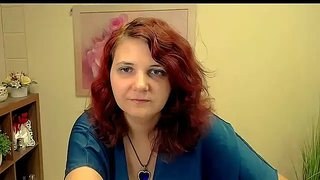 Snapshot of TwoBigSuns chatting on 09-16-25, 07:20 TwoBigSuns online show from 09-16-25, 07:20