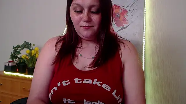 Snapshot of Alisawoods_ chatting on 05-13-26, 12:57 Alisawoods online show from 05-13-26, 12:57