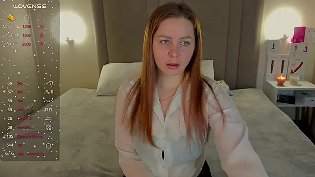 MikaBloom online show from 02-02-26, 01:48