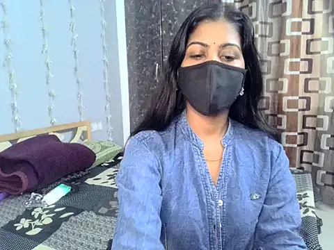 Meri Cutie Pie online show from 12-18-25, 10:54