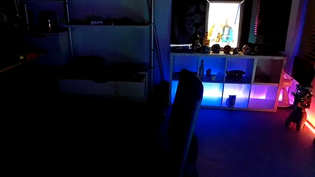 Mrs-Aurora online show from 10-11-25, 09:24