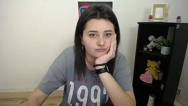 Katrin kiss  online show from 09-22-25, 12:40