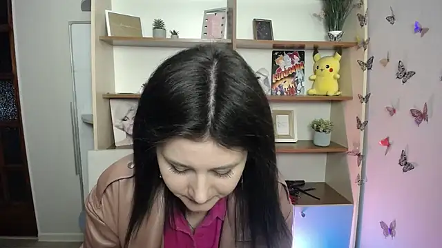 Katrin kiss  online show from 04-15-26, 11:50