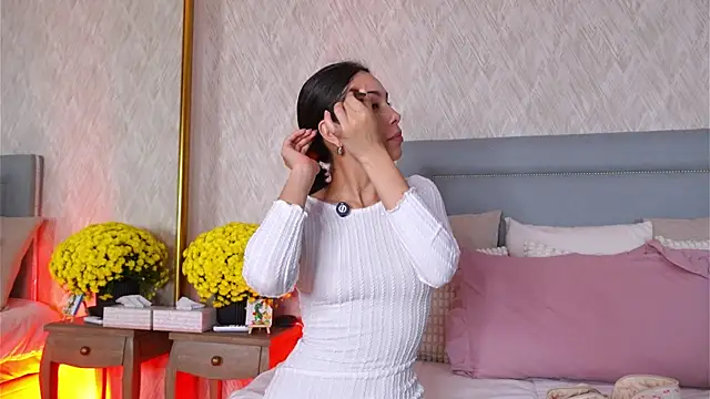 Snapshot of Sofy_Bradd chatting on 11-03-25, 07:53 Sofy Bradd online show from 11-03-25, 07:53