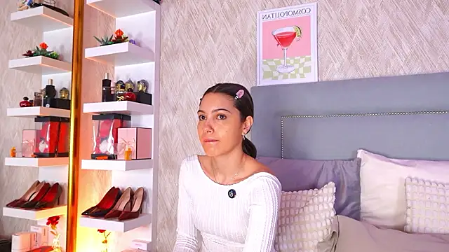 Sofy Bradd online show from 03-01-26, 07:54