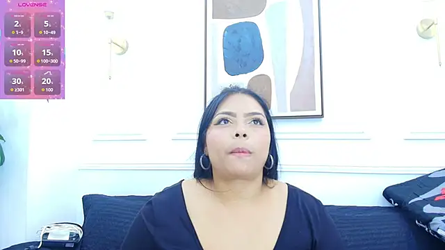 Snapshot of Daisy_Price chatting on 10-05-25, 10:46 Daisy Price online show from 10-05-25, 10:46