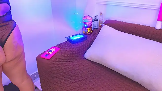 Snapshot of Daisy_Price chatting on 07-14-26, 10:54 Daisy Price online show from 07-14-26, 10:54