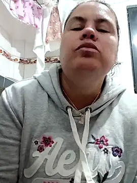 yaneth  online show from 10-19-25, 11:16