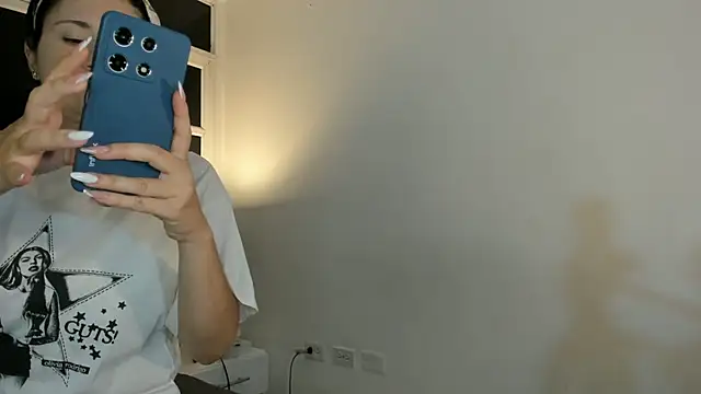 harimoon1 online show from 11-29-25, 12:35