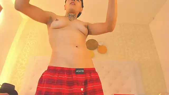 Snapshot of b3k_afrodict chatting on 10-04-25, 07:56 b3k afrodict online show from 10-04-25, 07:56