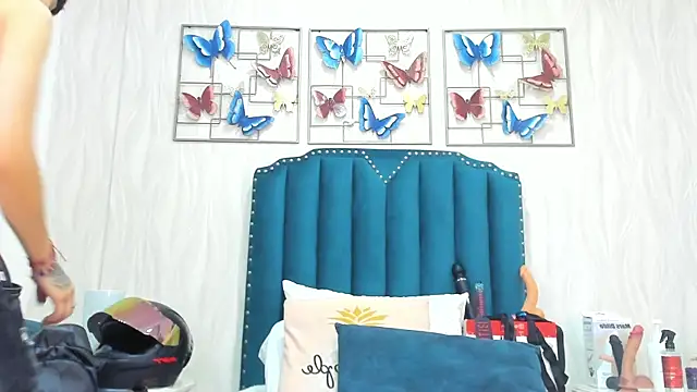 Snapshot of b3k_afrodict chatting on 11-09-25, 04:00 b3k afrodict online show from 11-09-25, 04:00