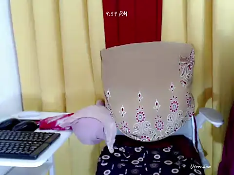Snapshot of nesianhottits chatting on 05-24-26, 02:00 nesianhottits online show from 05-24-26, 02:00