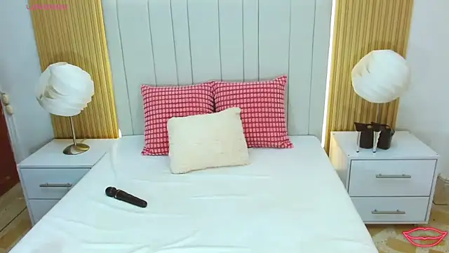 WildScarlet online show from 10-06-25, 12:46