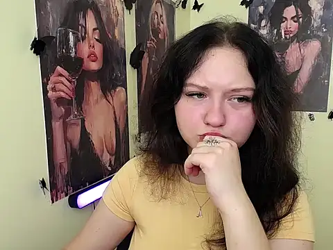 LadyAlice  online show from 09-10-25, 06:13