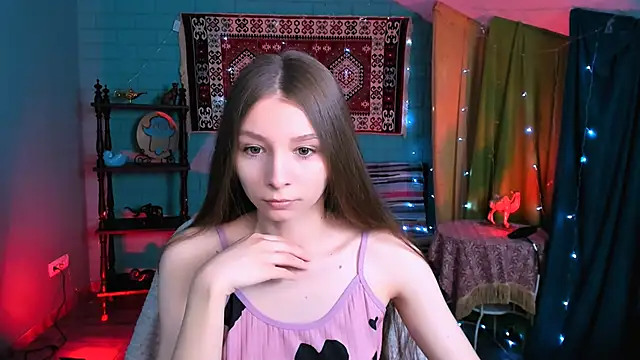 JulieDaniel online show from 03-20-26, 04:06