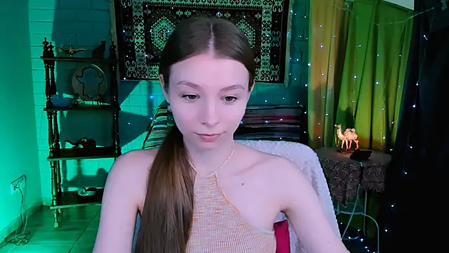Snapshot of JulieDaniel chatting on 06-29-26, 04:08 JulieDaniel online show from 06-29-26, 04:08