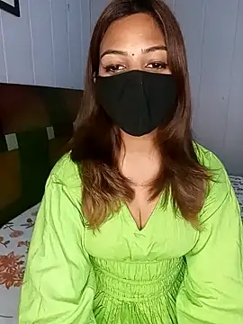 Snapshot of Hot_malika19 chatting on 10-26-25, 07:03 Hot malika19 online show from 10-26-25, 07:03