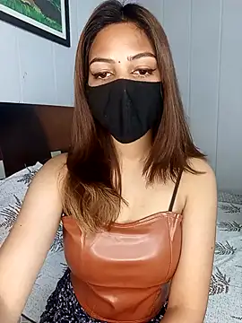 Snapshot of Hot_malika19 chatting on 11-22-25, 06:01 Hot malika19 online show from 11-22-25, 06:01