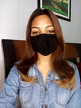 Snapshot of Hot_malika19 chatting on 11-28-25, 08:50 Hot malika19 online show from 11-28-25, 08:50