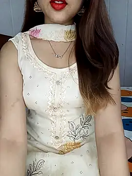 Hot malika19 online show from 04-18-26, 09:24