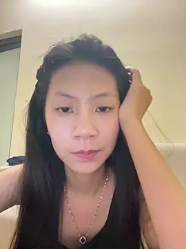 Lil-Gi online show from 10-08-25, 02:58