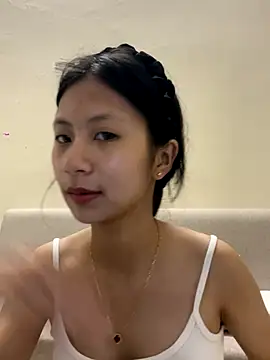 Lil-Gi online show from 10-11-25, 03:32