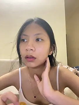 Lil-Gi online show from 10-16-25, 03:13