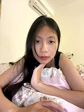 Lil-Gi online show from 11-07-25, 04:07