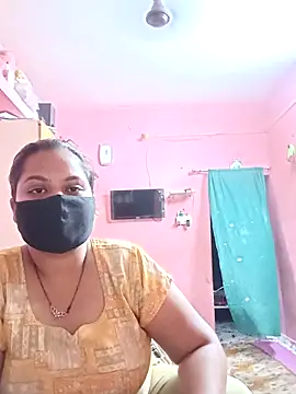 Snapshot of biggbobbsgirl chatting on 10-03-25, 06:38 biggbobbsgirl online show from 10-03-25, 06:38