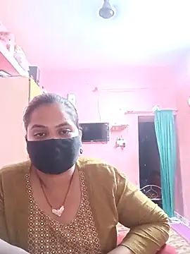 Snapshot of biggbobbsgirl chatting on 10-09-25, 07:23 biggbobbsgirl online show from 10-09-25, 07:23