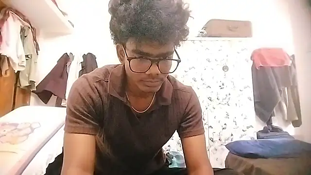 Rahulisagoodguy online show from 11-12-25, 09:42