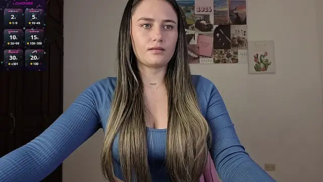 Snapshot of Veronika__Winslow_ chatting on 06-06-26, 05:45 Veronika Winslow online show from 06-06-26, 05:45