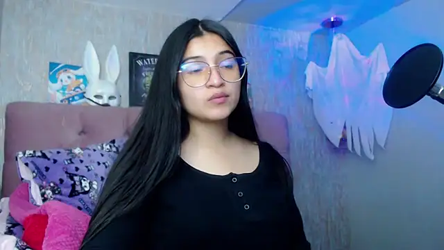 laurenelove online show from 11-01-25, 03:08